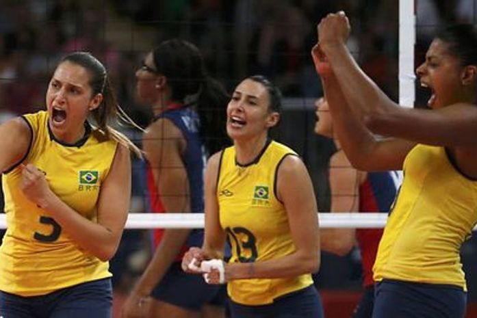 Brasil bate favoritas americanas de virada, é bi e faz história
