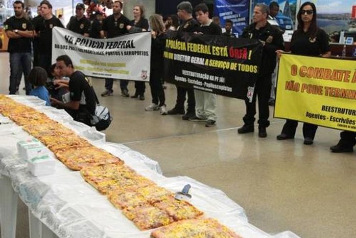 Proposta de alta salarial de 15,8% é o teto, diz governo