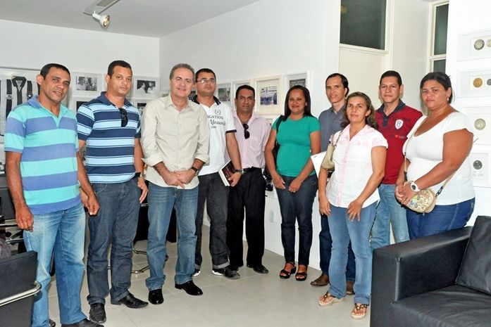 Senador recebe lideranças dos agentes e compromete-se a continuar defendendo luta da categoria