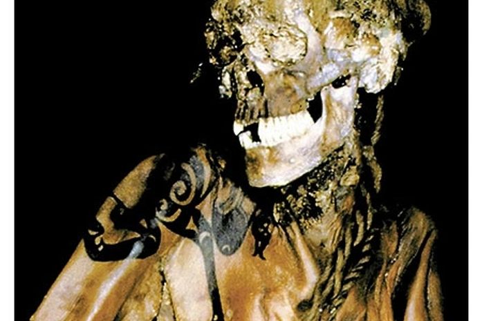 Múmia da Sibéria tem tatuagens intactas de 2.500 anos