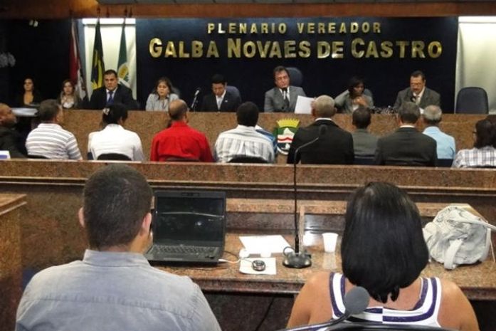 Renovação é apenas uma "troca de cadeiras", diz especialista