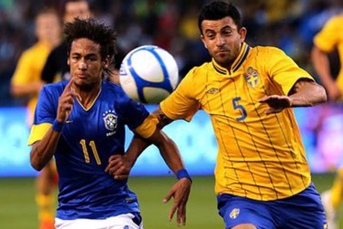 Brasil faz 3 na Suécia e ameniza pressão sobre Mano Menezes