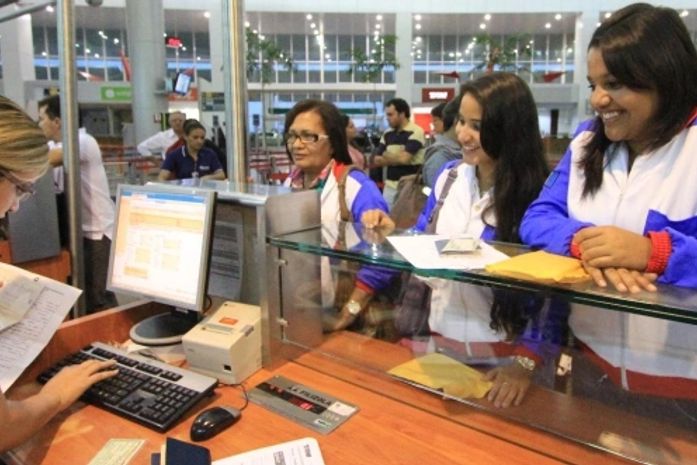 Alunas de Escola Estadual apresentam pesquisa em Londres