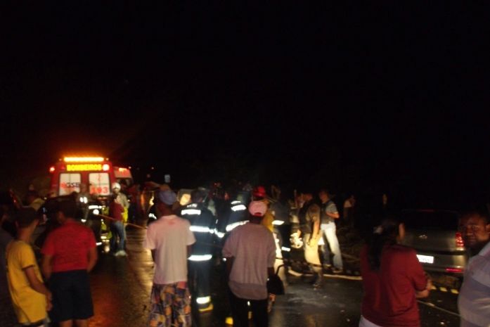 Família morre em acidente em Satuba