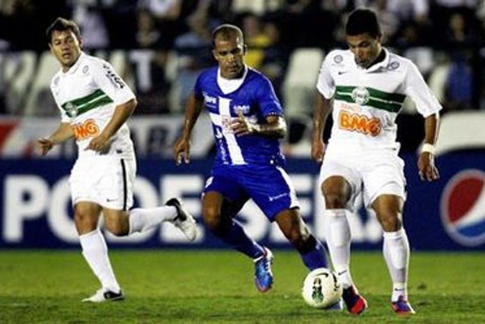 Vasco empata e não reassume a vice-liderança