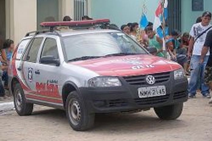 Homem compra celulares e é assaltado ao sair da loja