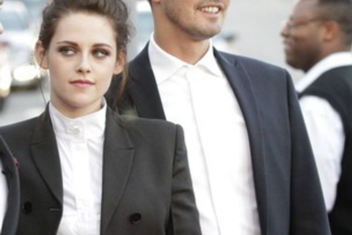 Colega de filme diz que Kristen Stewart está sendo madura