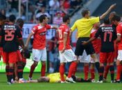 Luisão pode pegar suspensão de até 3 anos por agredir árbitro