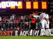 São Paulo quebra jejum, bate Ponte e alivia pressão pré-clássico