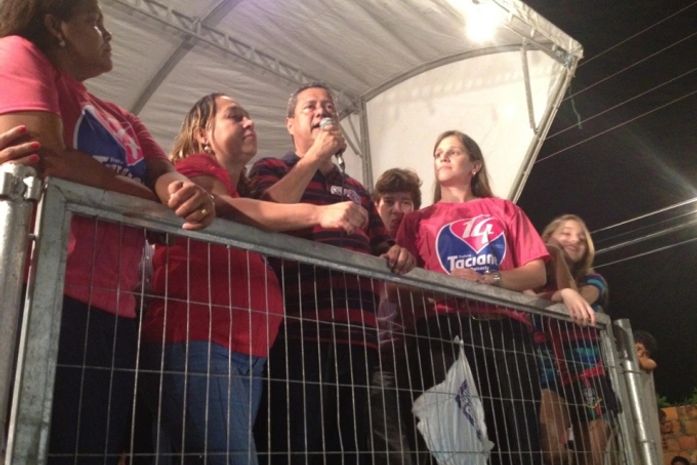 Ex-prefeito Reginaldo Andrade discursando