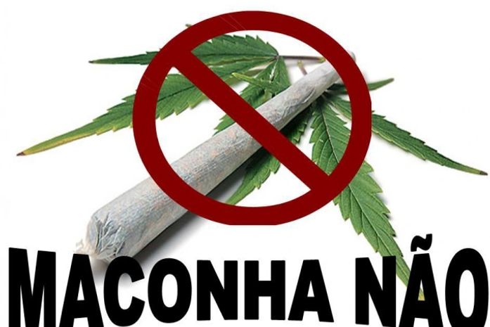 Grupo no facebook do Movimento popular contra a legalização da maconha