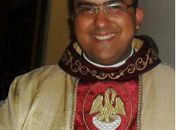 Padre leva facadas dentro de igreja em Bom Conselho/PE