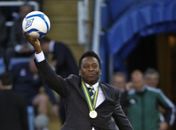 Pelé: "Neymar pode ser melhor que Messi e Maradona"