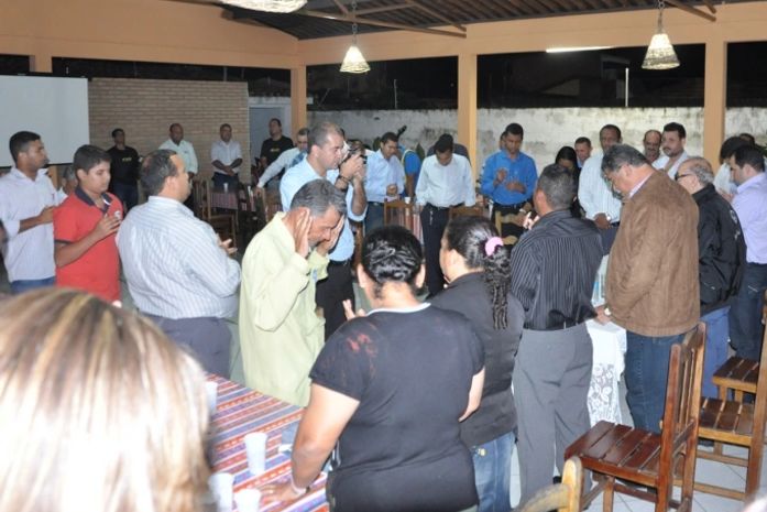 Nivaldo Jatobá em encontro com evangélicos