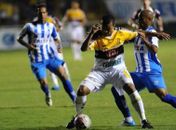 Criciúma vence rival Avaí e reassume liderança