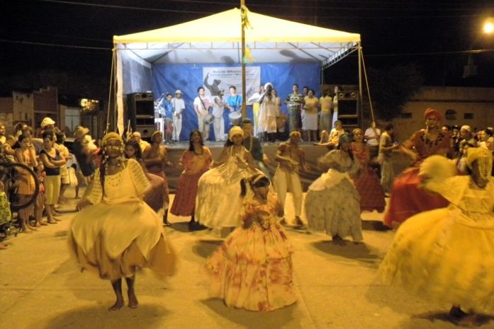 Agosto Popular: Celebrando Cultura Popular na Praça Santa Tereza