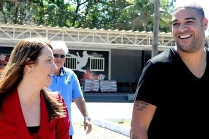 Fla adota linha dura, e Adriano terá regime de concentração no final de semana