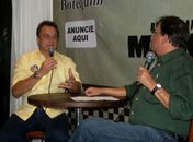 Galba Novaes durante a Conversa de Botequim