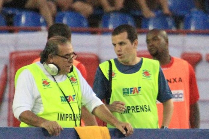 Clyton Houly e Thiago Davino marcaram presença no jogo CRB x ASA