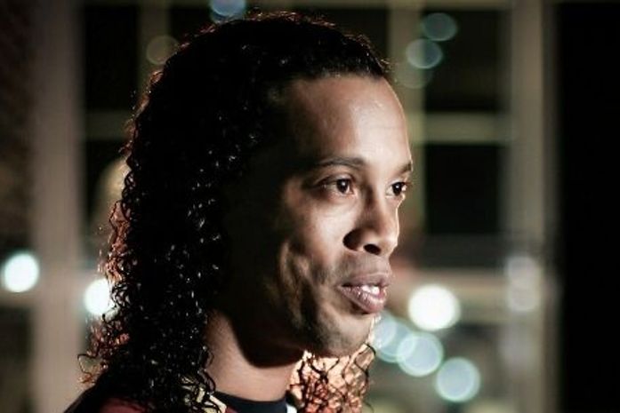 Festas de R49 em Minas: cinco mulheres por homem e acompanhantes de R$ 3 mil