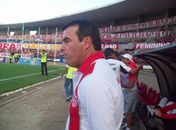 Novo treinador do CRB Pintado, clicado em sua estréia com derrota,  no Rei Pelé, contra o ASA