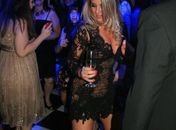 Iris Stefanelli faz festão para comemorar seu aniversário