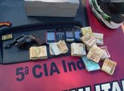 Material encontrado com a dupla