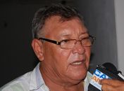 Freitas Nascimento esboça time do Campinense com três mudanças