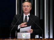 Renan Calheiros relatará projeto que regula serviço de táxi
