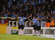 Grêmio vence Vasco no Olímpico e se aproxima da ponta
