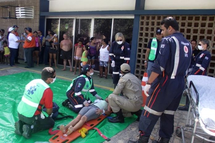 Moradores do Trapiche participam de simulado de emergência