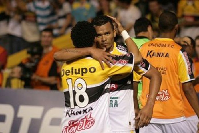 Zé Carlos, do Criciúma: 'Se jogasse bem todos os jogos não estaria aqui '