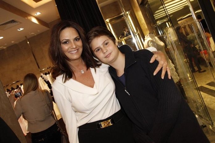 'Estou numa fase mais de ficante', diz modelo Luiza Brunet sobre namoro