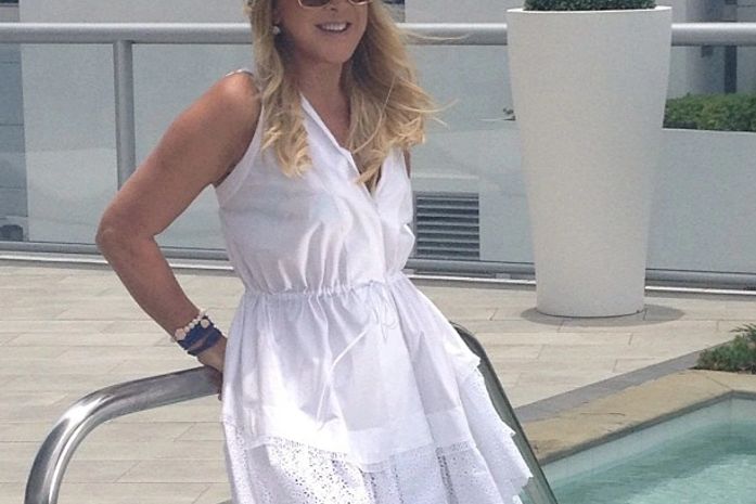 Após separação, Zilu Camargo posta foto sorridente: 'Dia de modelo'