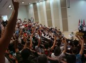 Professores mantêm greve e sindicato reavaliará estratégia