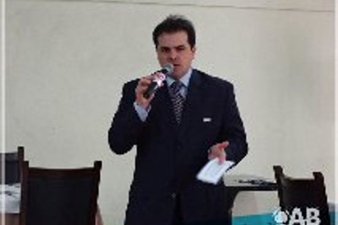 Marcelo Brabo falando