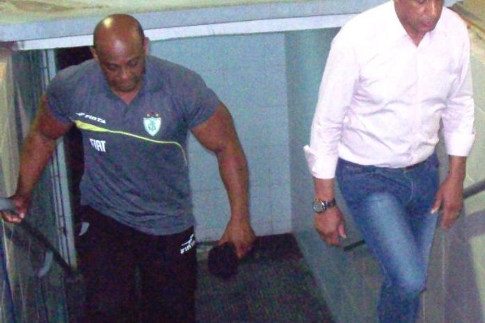 Treinador Mauro Fernandes no Rei Pelé