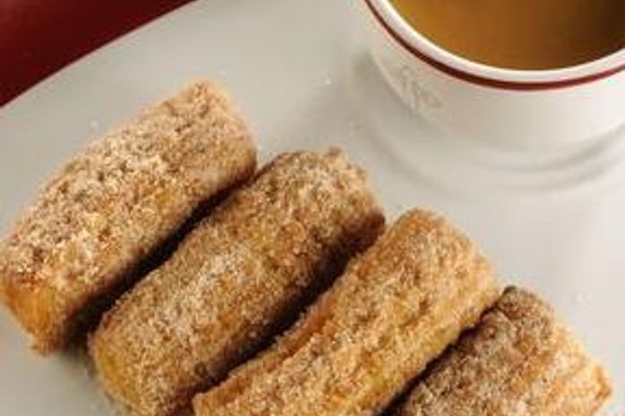Delícia: faça em casa deliciosos churros com doce de leite