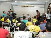 Reunião do mototaxista com Lessa