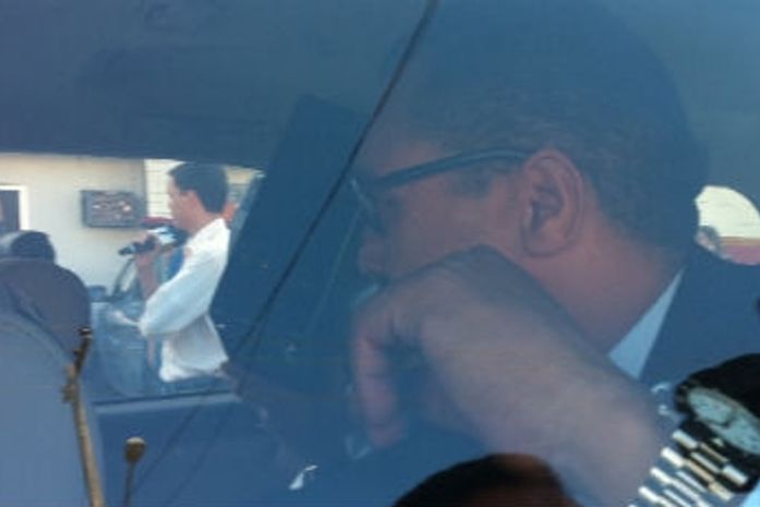 Acusado do crime, Jailson Melo e advogado seguem para reconstituição do crime em Boa Viagem