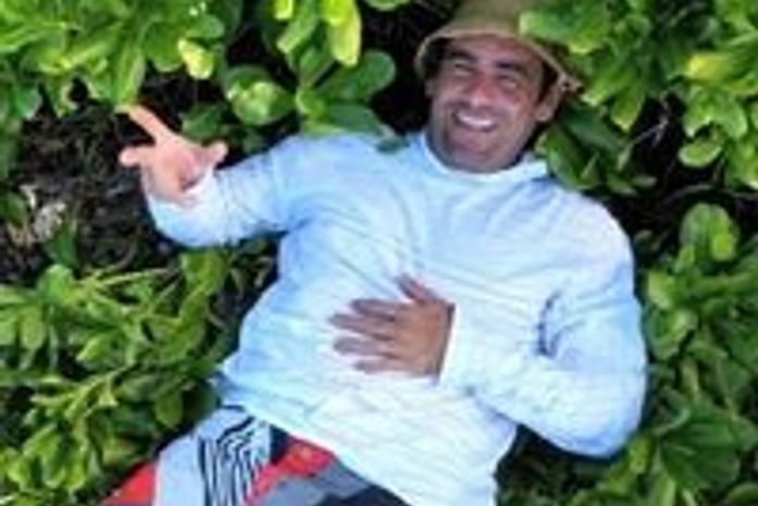 Surfista brasileiro passa por cirurgia para retirada de areia dos pulmões