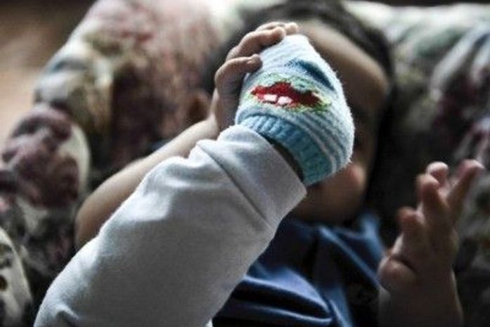 Pais têm que brigar na Justiça por guarda de bebê que sofreu abuso