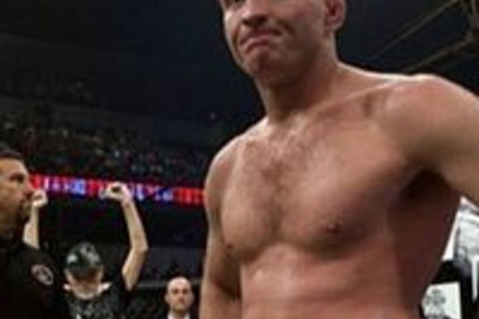 Ex-lutador destruiu igreja pelado pode acabar na prisão