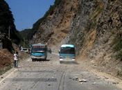 Terremotos deixam pelo menos 43 mortos e 150 feridos na China