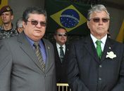 Diretor da Políica Civil,Paulo Cerqueira e governador, Teotonio Vilela 