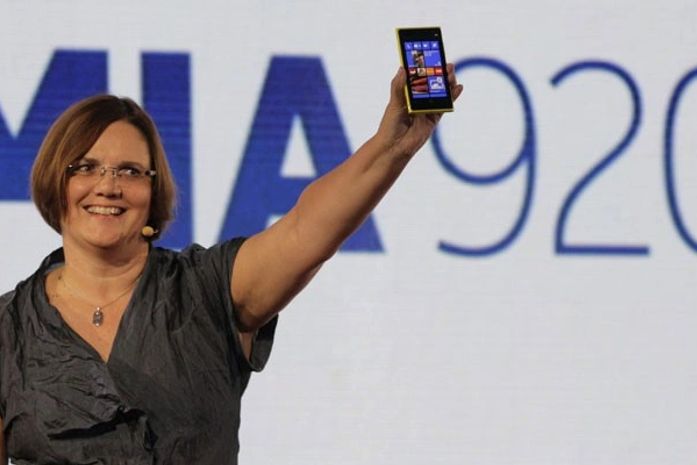 Novo celular da Nokia com Windows chega em novembro