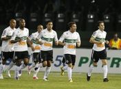 Coritiba faz 3 e aumenta pressão no Fla