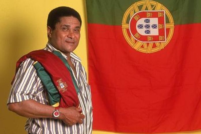 Eusébio sofre acidente de carro e fica com ferimentos leves