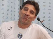 Renato Gaúcho brinca com apelido: "Cadinho é pinto perto de mim"