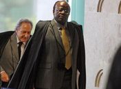 STF começa a julgar esquema de lavagem de dinheiro do mensalão